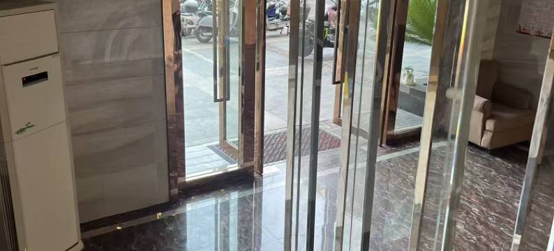 美铂轩优选酒店(松江大学城店)图片