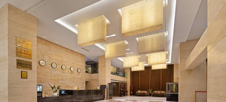 凯润国际酒店(江阴高新区长江路店)图片