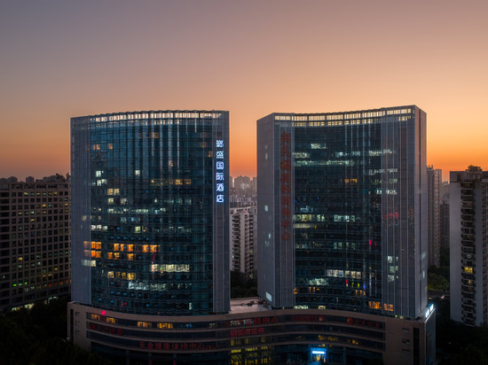 瑯盛国际酒店(合肥天鹅湖万达广场店)