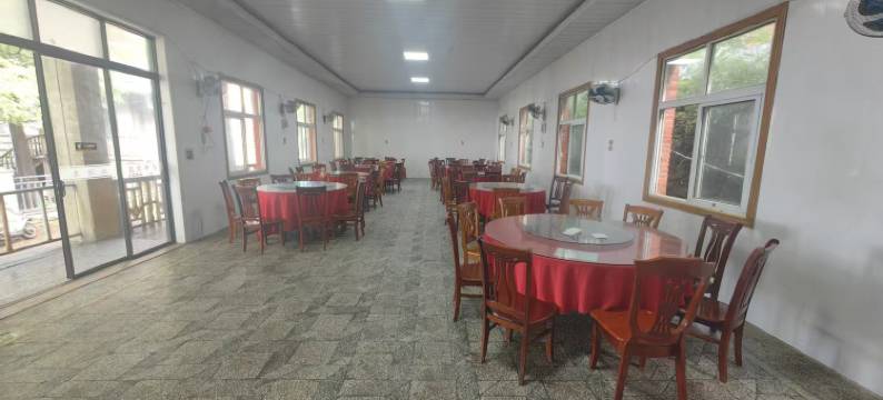 云峰酒店(信阳鸡公山景区店)图片