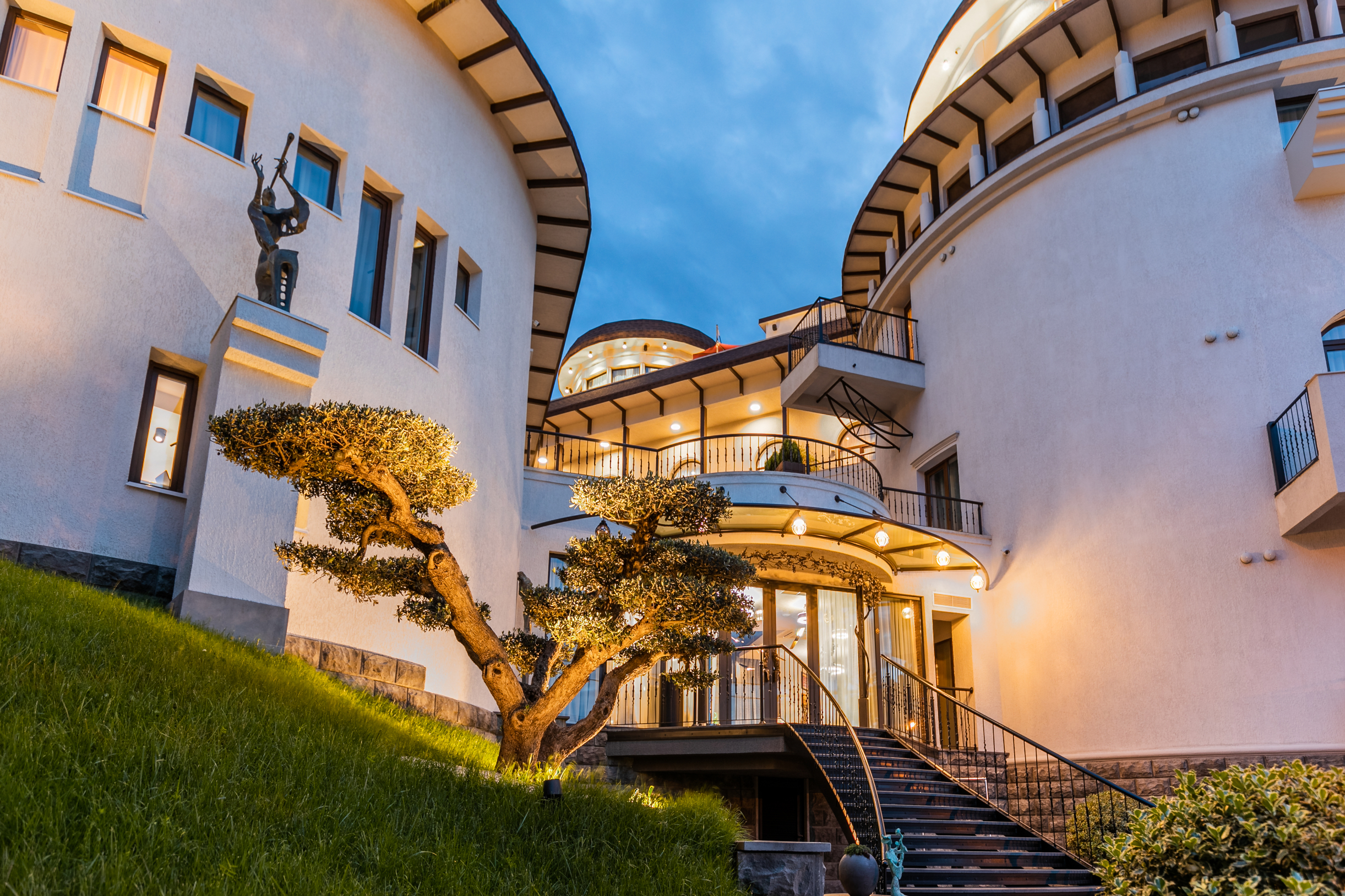 Hotel Adamo Over view