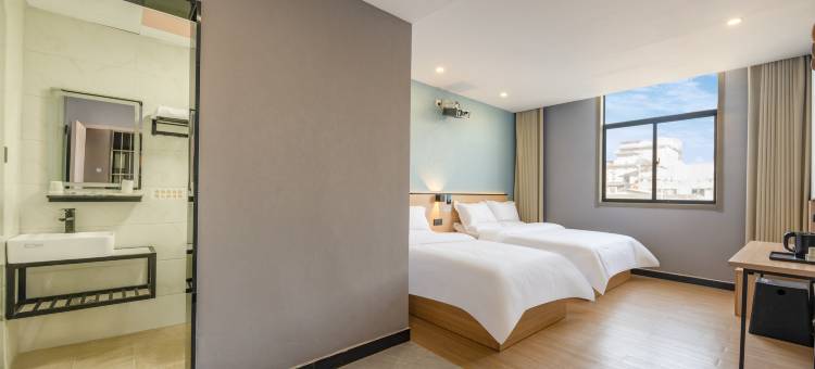 布丁严选酒店(西安钟楼地铁站回民街店)图片