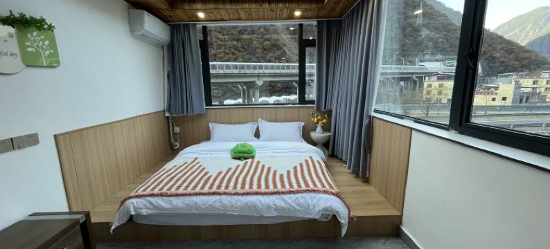 山水栖民宿(理县古尔沟店)图片