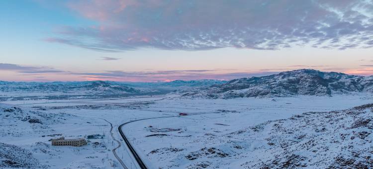长泓明珠酒店(青格里狼山滑雪场店)图片