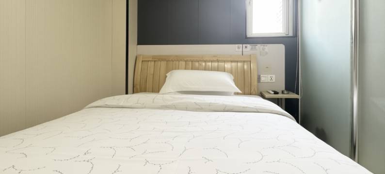 易佰良品酒店(观前街十梓街店)图片