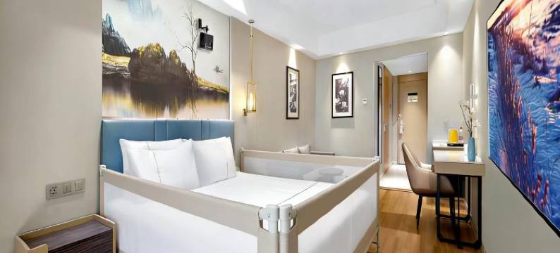 潮漫酒店(鞍山万象汇火车站店)图片