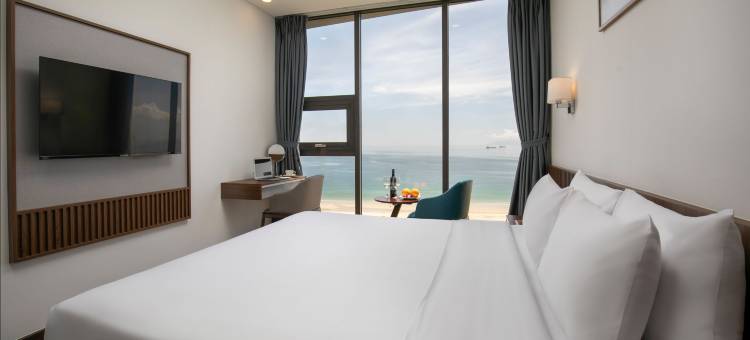 芒加塔比奇弗朗特霍特尔(Mangata Beachfront Hotel - Rooftop Bar Sea View)图片