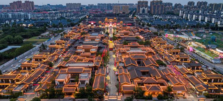 铂曼柏乐酒店(建设路郯国古城店)图片