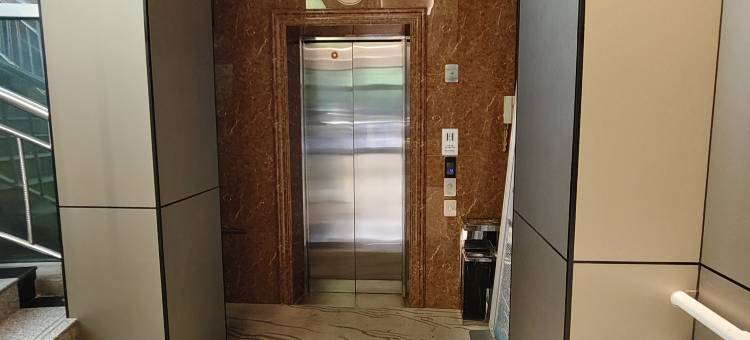 瑞德精选商务酒店(包百阿尔丁植物园店)图片