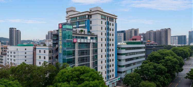 蓝图花园酒店(龙岗大运中心爱联地铁站店)图片