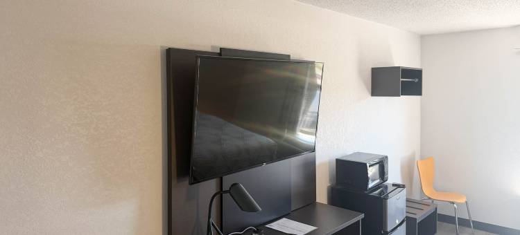 弗吉尼亚范西峡口6号汽车旅馆(Motel 6 Fancy Gap, VA)图片