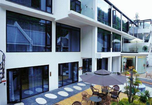 神农架山居岁月民宿（木鱼镇香溪街店）外景图