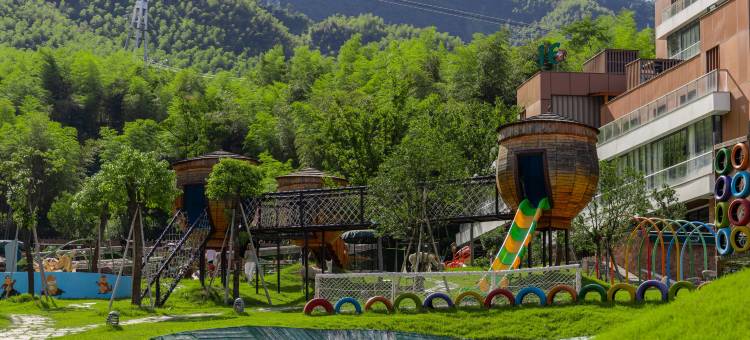 安吉云上草原度假村·松鼠部落酒店图片