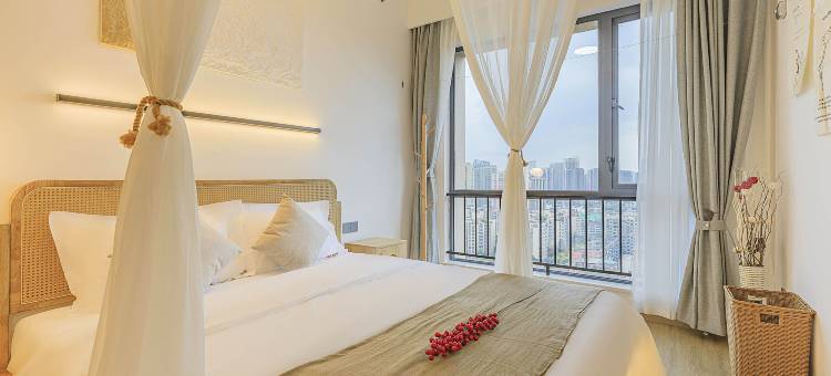 XINIU·投影自助民宿(八里庄地铁口店)图片