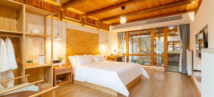 七舍闲云民宿(平乐店)图片