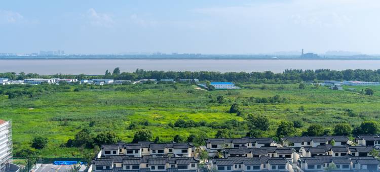 潮来·潮归(绿城盐官理想水镇店)图片