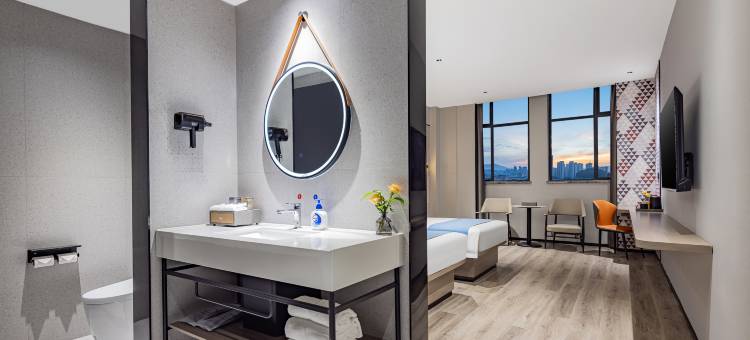 君鼎智尚酒店(宜昌火车东站店)图片