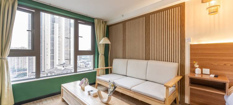 路客美宿(归元寺钟家村地铁站店)图片