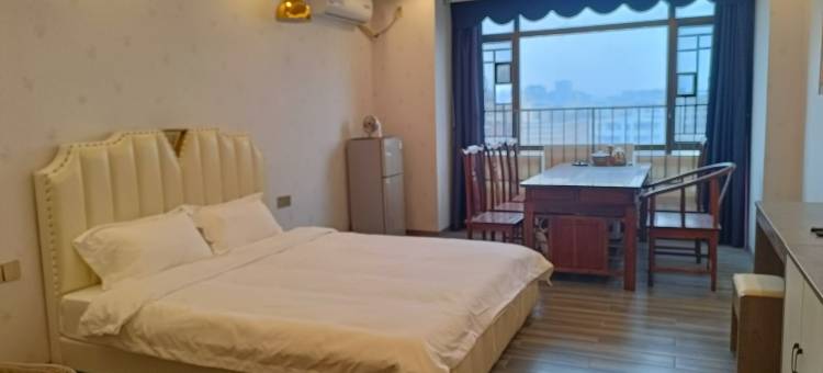 东珠公寓(中山南朗轻轨站店)图片