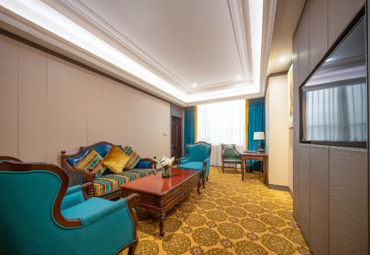 Martha Garr Grand HotelHotel Overview