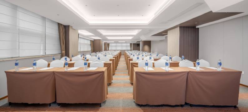 重庆君巢丽呈酒店(冉家坝花卉园轻轨站店)图片