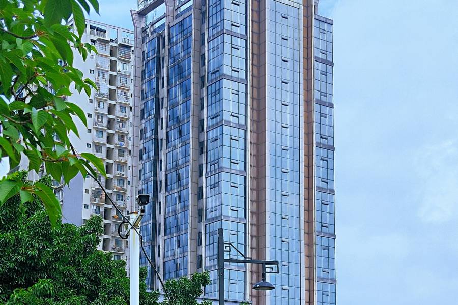明仁酒店(南充王府井店)
