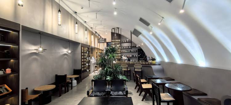 情侣南路虚度小筑客栈(海滨泳场店)图片