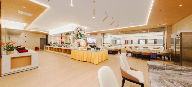 阿丹阁大酒店图片