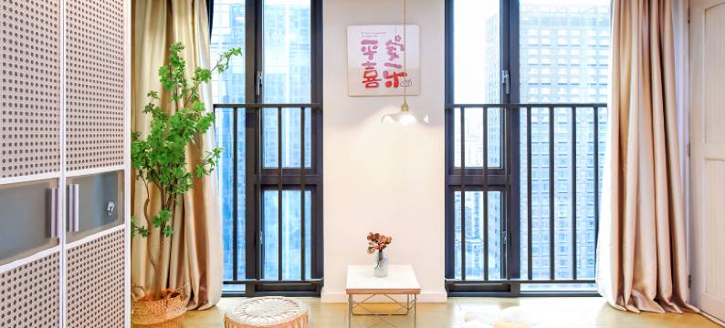 雲里雾里小舍精品民宿(观音桥店)图片