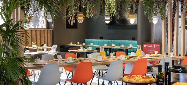 马德里巴拉哈斯机场宜必思酒店(Ibis Madrid Aeropuerto Barajas)图片