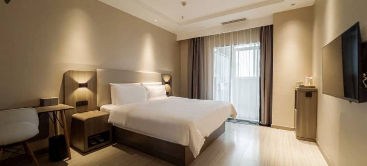 怡莱酒店(乐山嘉兴路美食街店)图片