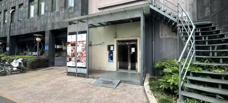 伊甸园城市民宿(宁波大学步行街店)图片