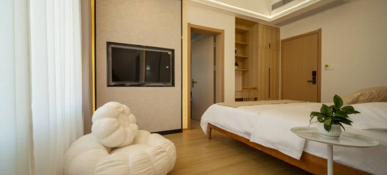 沿途有里民宿(恩施火车站机场店)图片