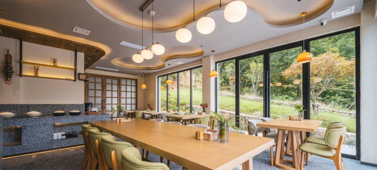 花筑奢·九华山陌上星空互见酒店图片