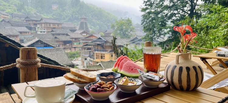 琢风·青楠民宿(大利侗寨店)图片