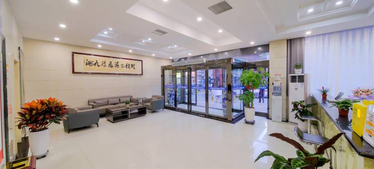 新密华馨精选酒店(小久洲店)图片