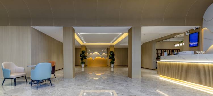 艺龙瑞云酒店(乌兰察布丰镇火车站店)图片