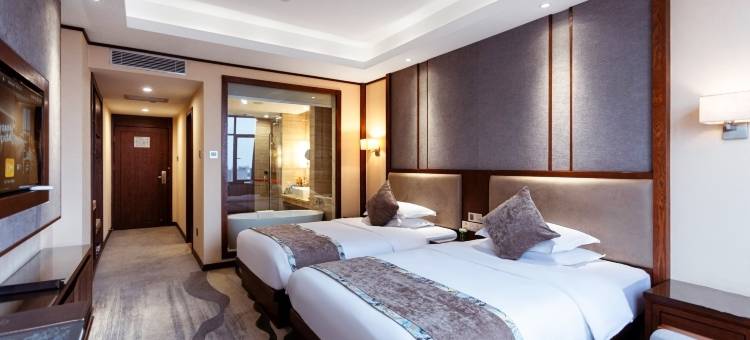 陆良圣邦大酒店图片