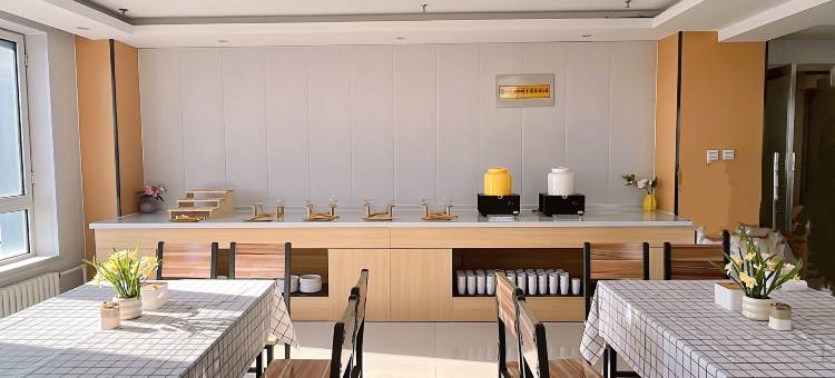 IU酒店(唐山一中金融中心店)图片