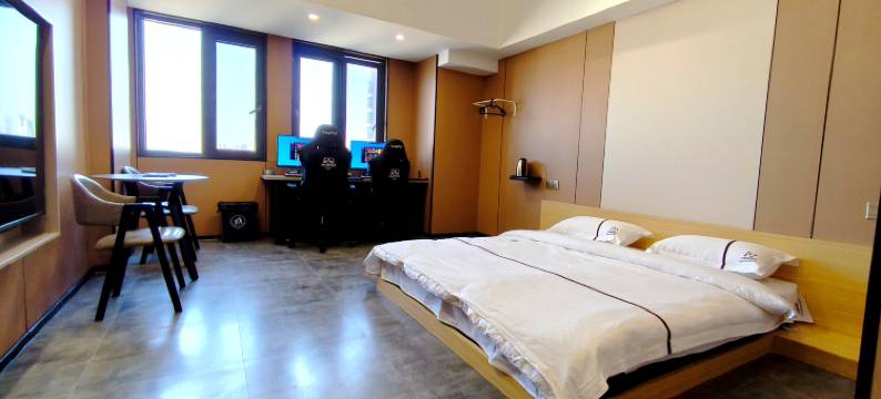 猫爪电竞酒店(光谷广场武汉工程大学武昌校区店)图片