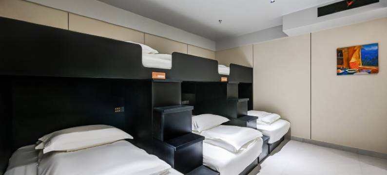 优恩电竞酒店(万象城奥体中心店)图片