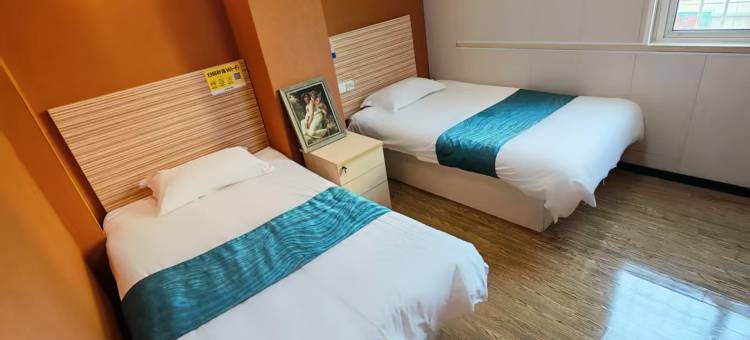 都市宝地酒店(青岛台东啤酒街广饶路地铁站店)图片