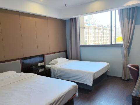 金顺商务酒店(建湖大润发店)