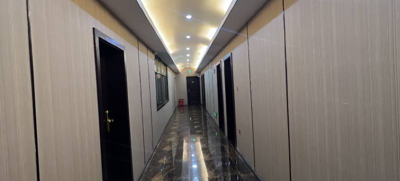 禄劝来思酒店图片