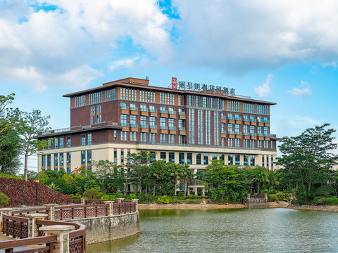 深圳丽呈朗樾花园酒店(龙岗店)