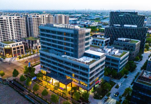 上海宝山美居酒店外景图