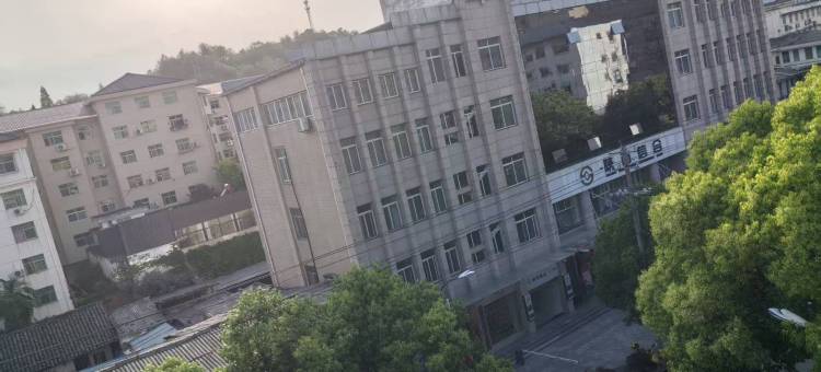 艺龙安悦酒店(汉中宁强羌州中路三角洲夜市店)图片