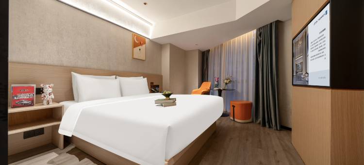 欢漫高空江景酒店(重庆洪崖洞解放碑步行街店)图片