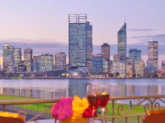 半岛滨河服务式公寓