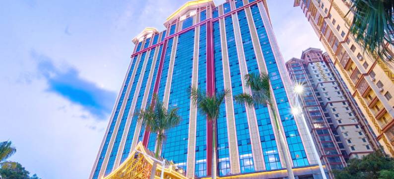 熙源国际酒店(西双版纳景洪曼听公园泼水商业广场店)图片